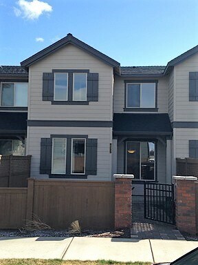 Foto principal - Beautiful Townhome in Northeast Bend! 2095...