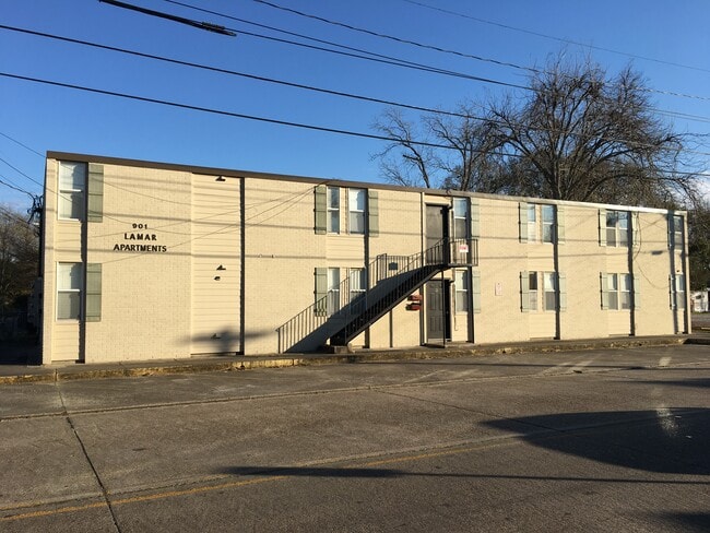 Building Photo - 901 Lamar Street