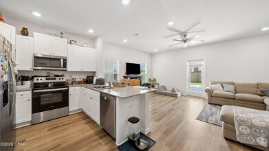 Building Photo - 1762 Jakes Dr