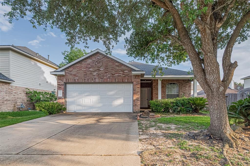 Primary Photo - 17115 Sperry Landing Dr