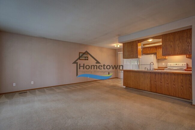 Foto del edificio - Very Nice 2 Bed Home with Fully Fenced Bac...