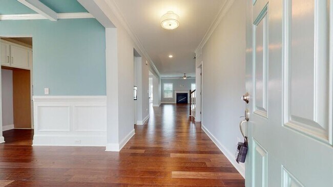 Foto del edificio - 6708 Arlington Oaks Trail