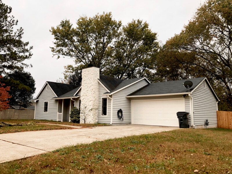 Primary Photo - 1086 Samuel Dr