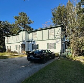 Excelente vecindario - 3600 Hedrick St