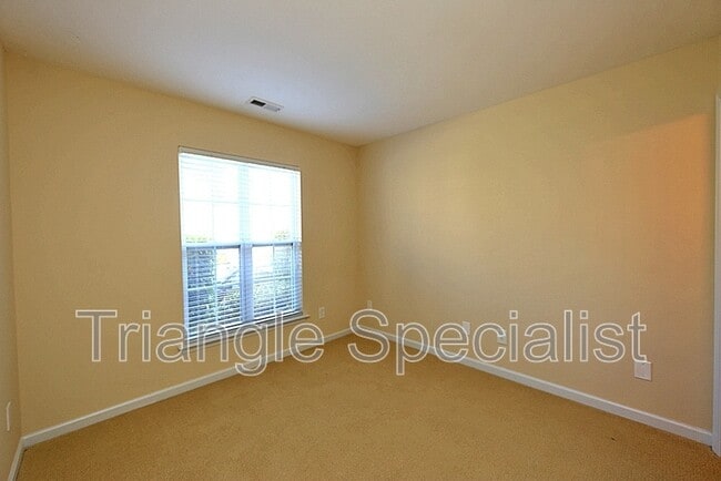 Building Photo - 9811 Cicero Dr