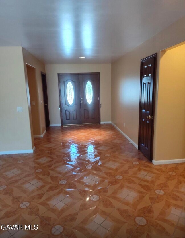 Foto del edificio - 3226 E Ave H10