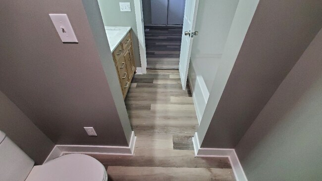 Foto del edificio - 408 Chaucer Rd