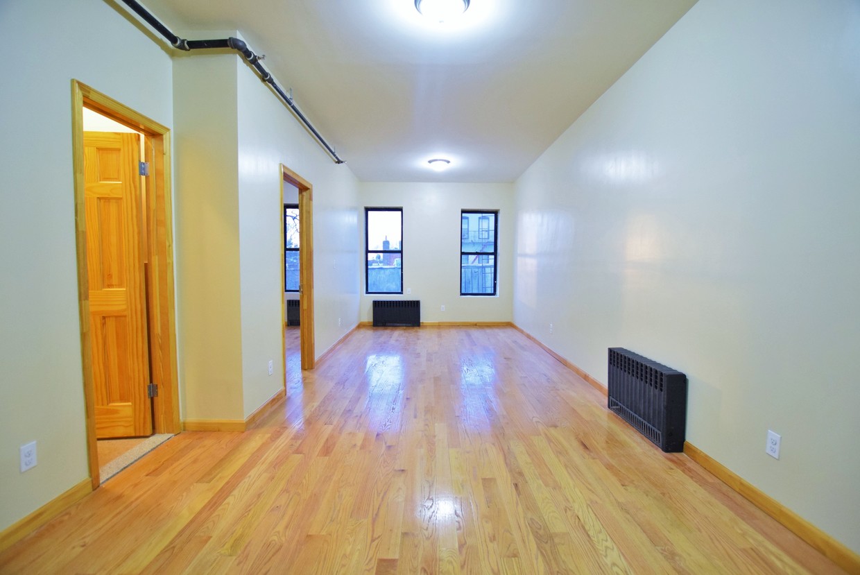 Primary Photo - 1612 Nostrand Ave