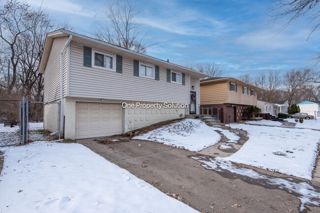 Building Photo - 576 S New Jersey St