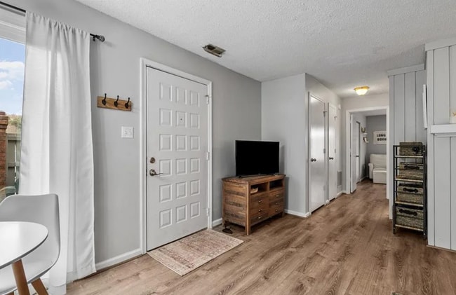 Building Photo - 1156 Ocean Pebbles Way