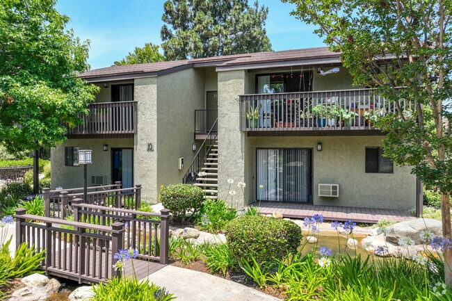 Building Photo - Pinecreek Village Apartments