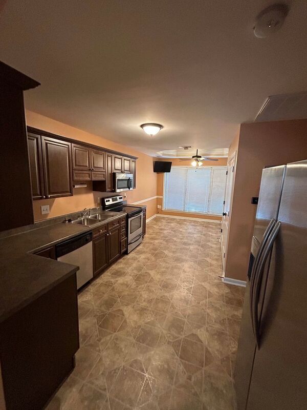 Foto del edificio - 2502 Ridgemont Dr