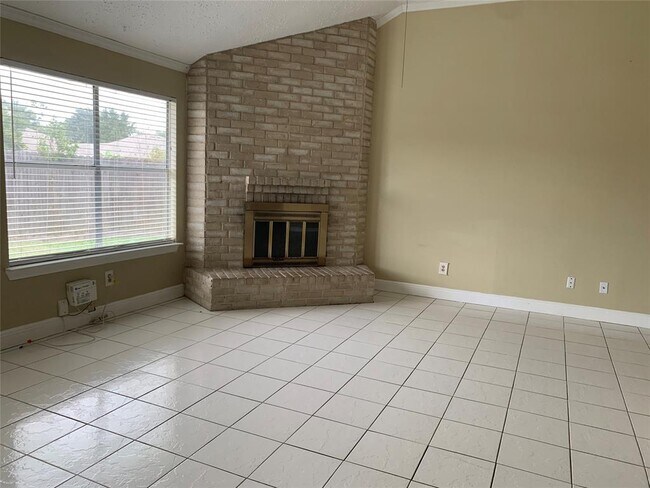 Building Photo - 15234 Mulberry Meadows Dr