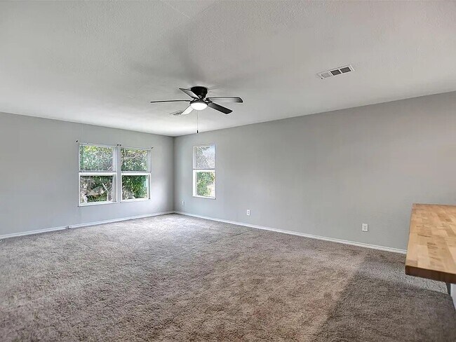 Foto del edificio - 5313 Perry Ave