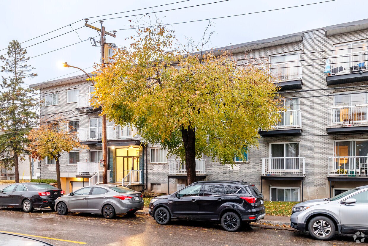 Building Photo - 7495 Av De Chester