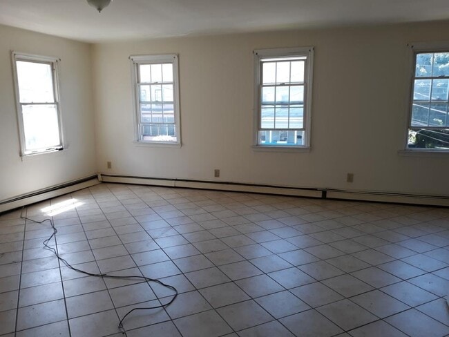 Foto del edificio - 21 Franklindale Ave