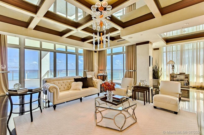Building Photo - 3535 S Ocean Dr