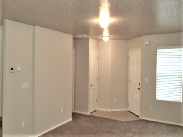 Building Photo - 1281 E Star Drive