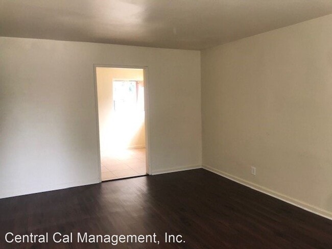 Building Photo - 3 br, 1 bath House - 906 Pearl St