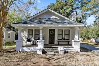 Building Photo - 210 Sedberry St