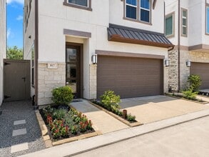 Building Photo - 817 Kamano Ave