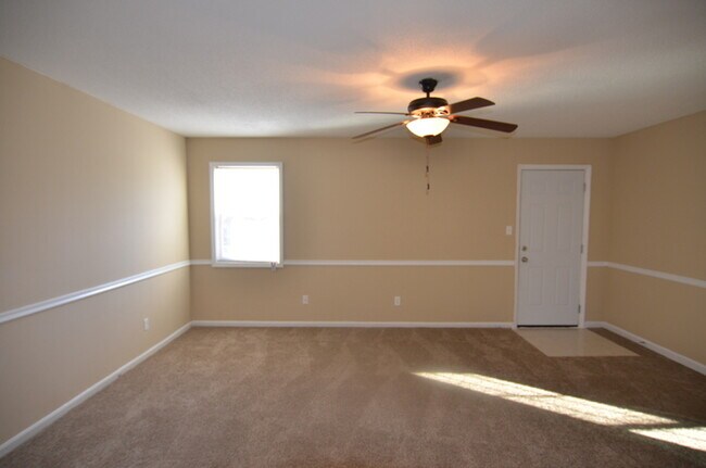 Foto del edificio - 2382 Travis Pines Dr