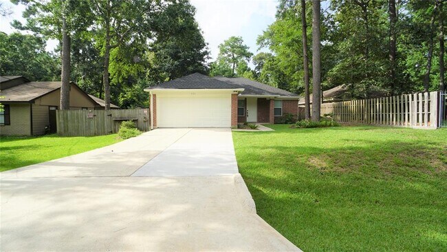 Building Photo - 424 Springwood Dr