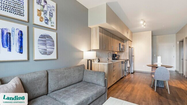 Building Photo - 1850 NW Front Ave