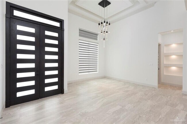 Foto del edificio - 9801 N 24th St