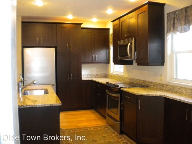 Building Photo - 3 br, 2 bath House - 525 Darcey Drive