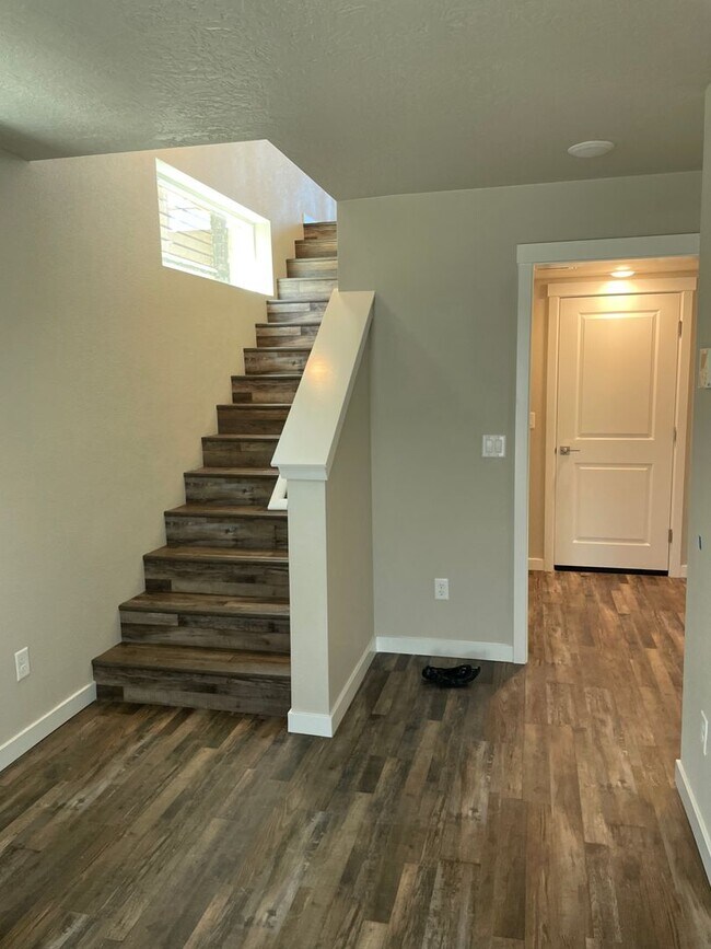 Foto del edificio - Beautiful 4-Bedroom Home in West Boise