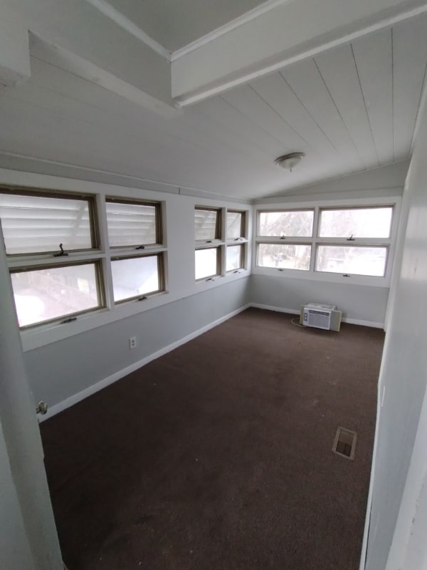 Foto del edificio - 246 W 6th St