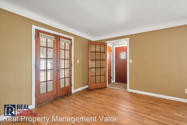 Foto del edificio - 3 br, 2 bath House - 1384 Argonne Road