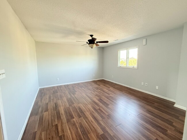 Foto del edificio - 209 Double Eagle Dr