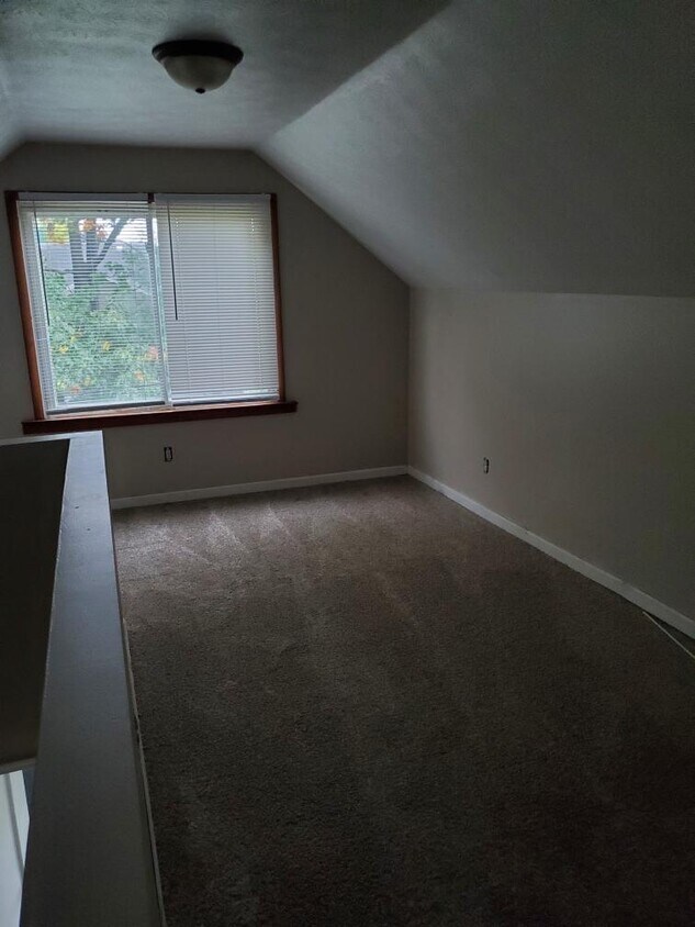 2356 N Main St, Mishawaka, IN 46545 House Rental in Mishawaka, IN