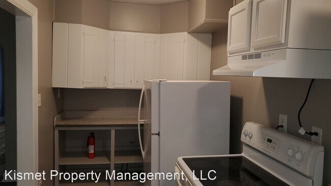 Building Photo - 2 br, 1 bath House - 3509 Walnut Grove Rd