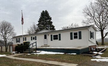 Building Photo - 44 Timber Ln