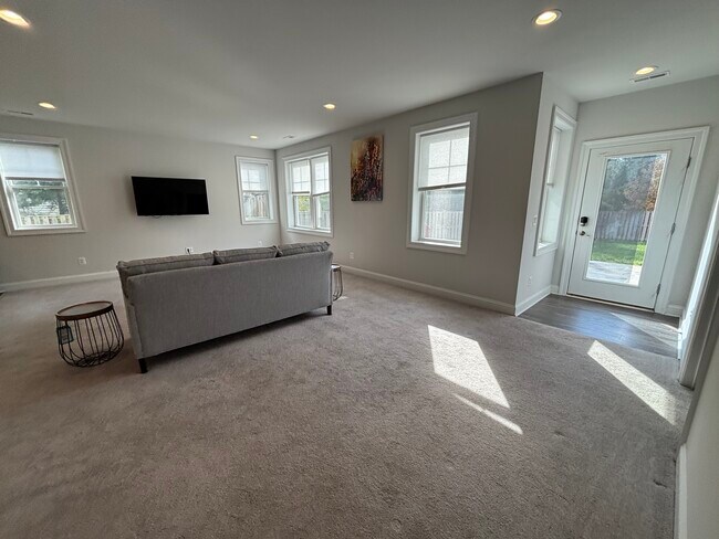 Foto del edificio - 9683 Parkland Meadow Lane