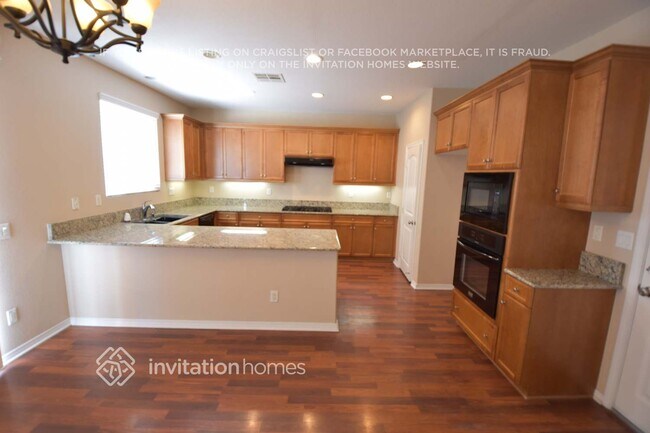 Foto del edificio - 30178 Linden Gate Ln