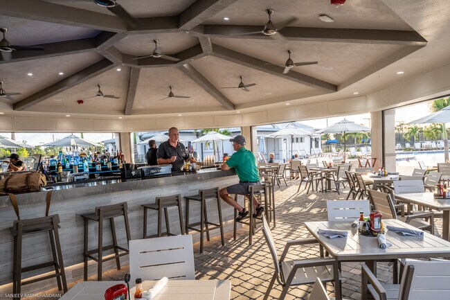 Foto del edificio - 14061 Heritage Landing Blvd