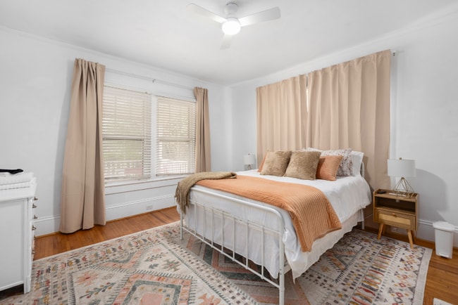 Foto del edificio - 2039 Lanier Ave