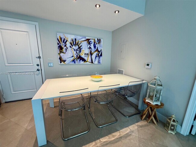 Foto del edificio - 480 NE 30th St