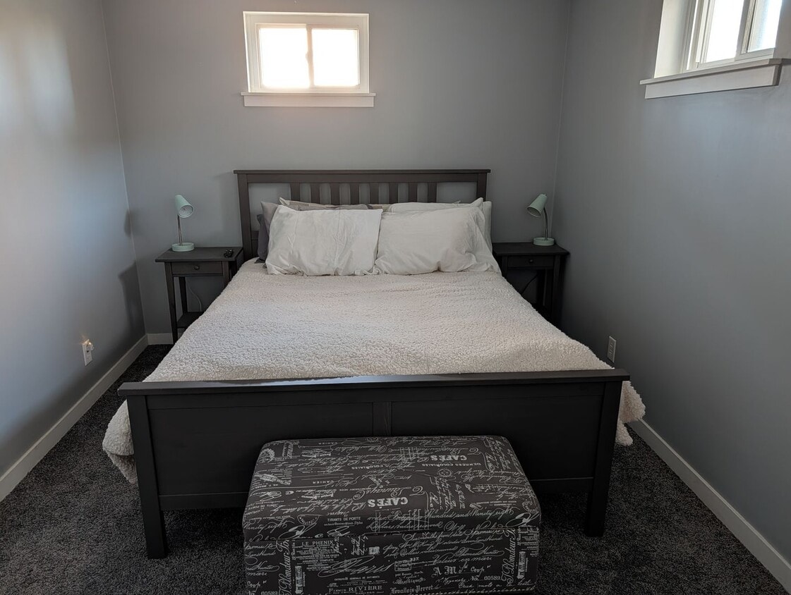 Photo - 1324 W 7200 S