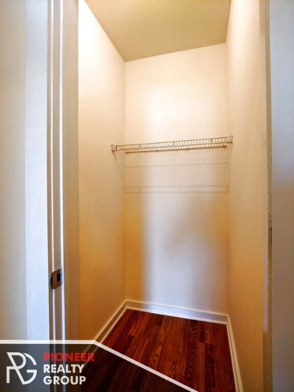 Foto del edificio - Cat friendly 1 bed just off the 606 trail