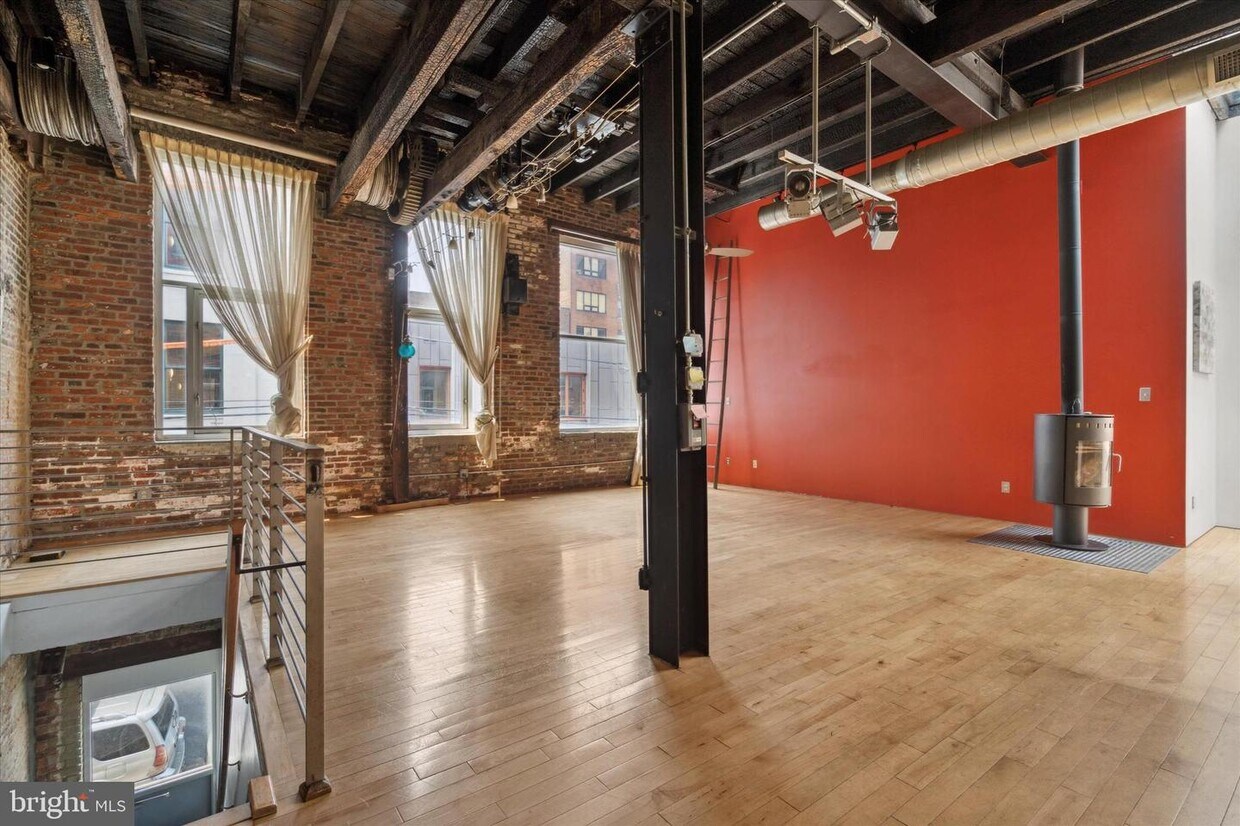Foto principal - 1215-21 Wood St