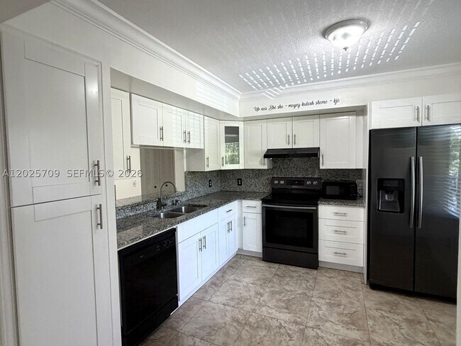 Foto del edificio - 850 SW 138th Ave