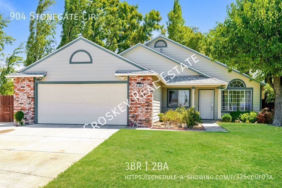 Primary Photo - Charming 3 Bedroom Oakley Home Now Available!