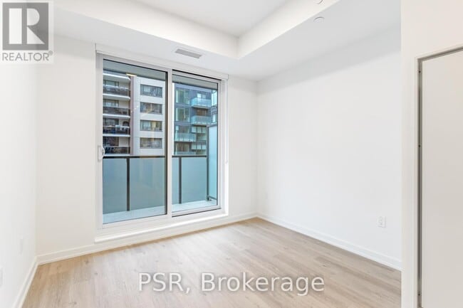 Building Photo - 4365 Bloor St W