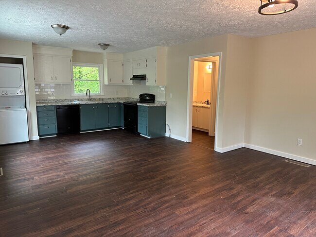 Foto del edificio - 184 Walker Ln