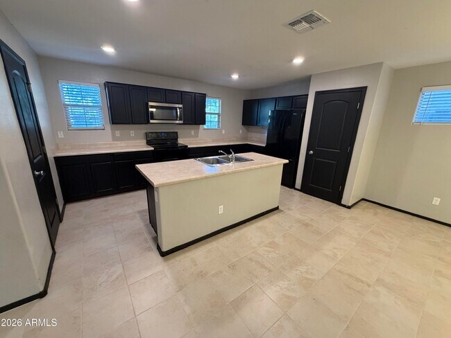 Foto del edificio - 16576 W Jenan Dr